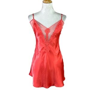 Vintage Fredrick’s of Hollywood Coral Pink Satin & Lace Babydoll Chemise Medium